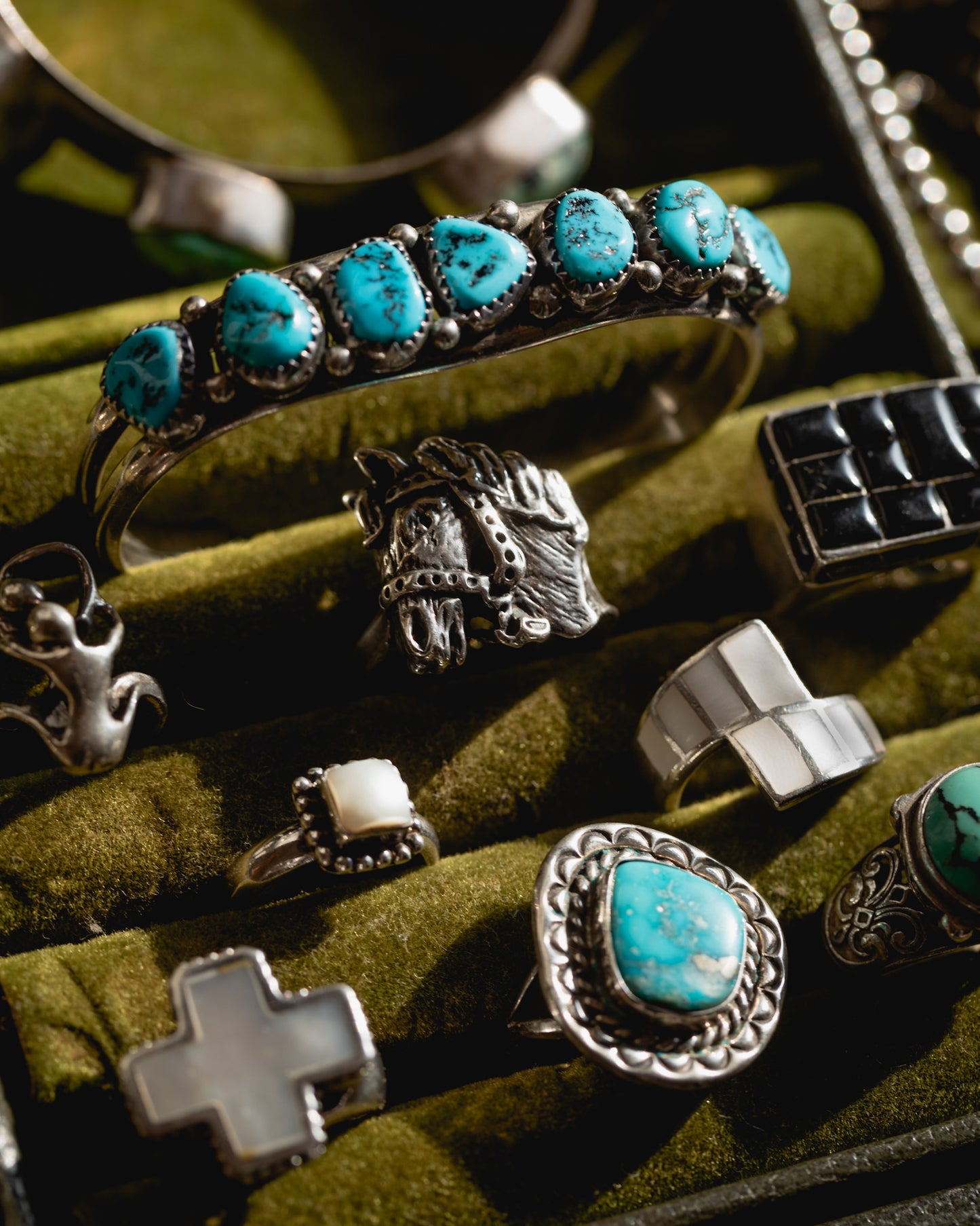 NAVAJO TURQUOISE CUFF
