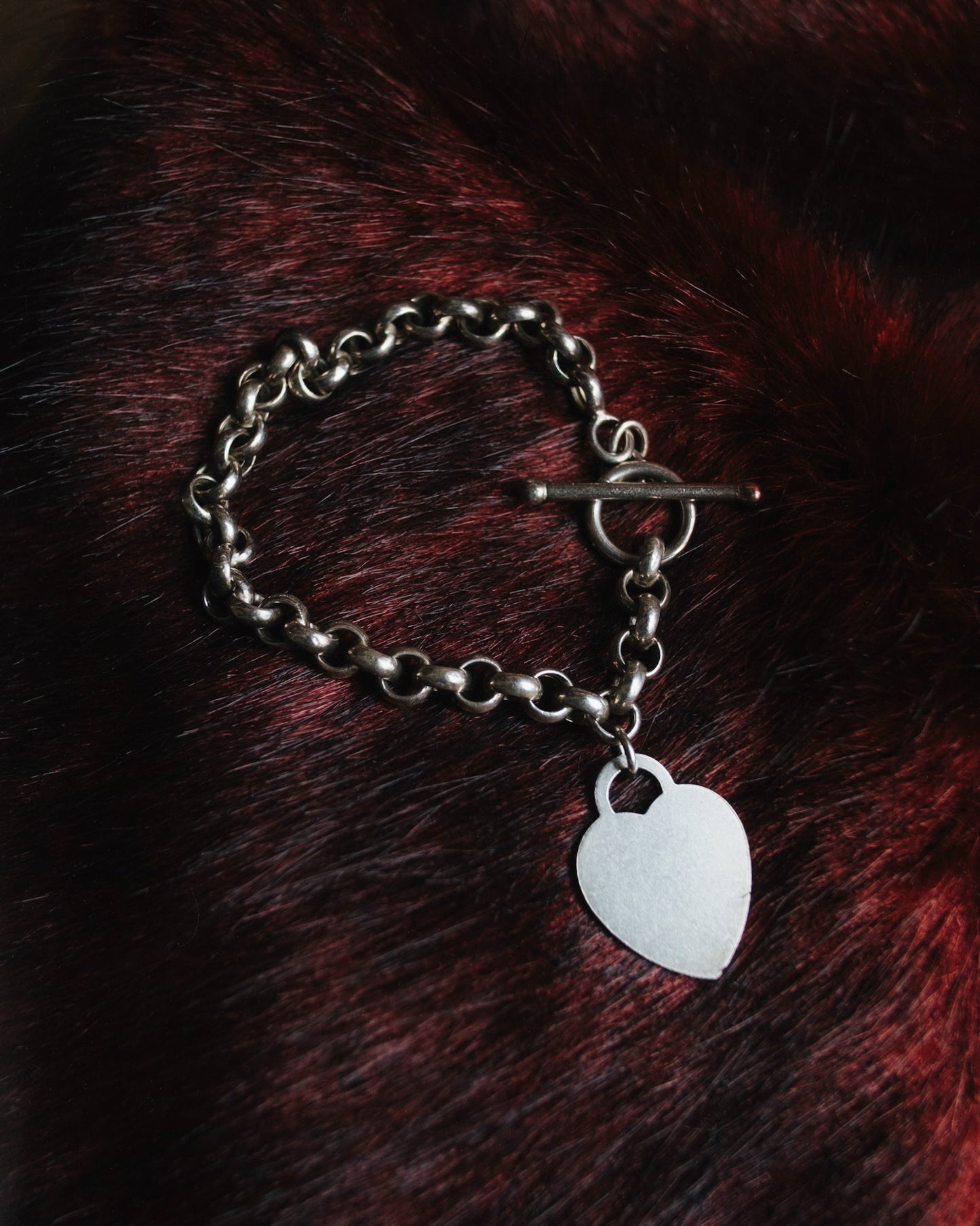 SILVER TOGGLE HEART BRACELET