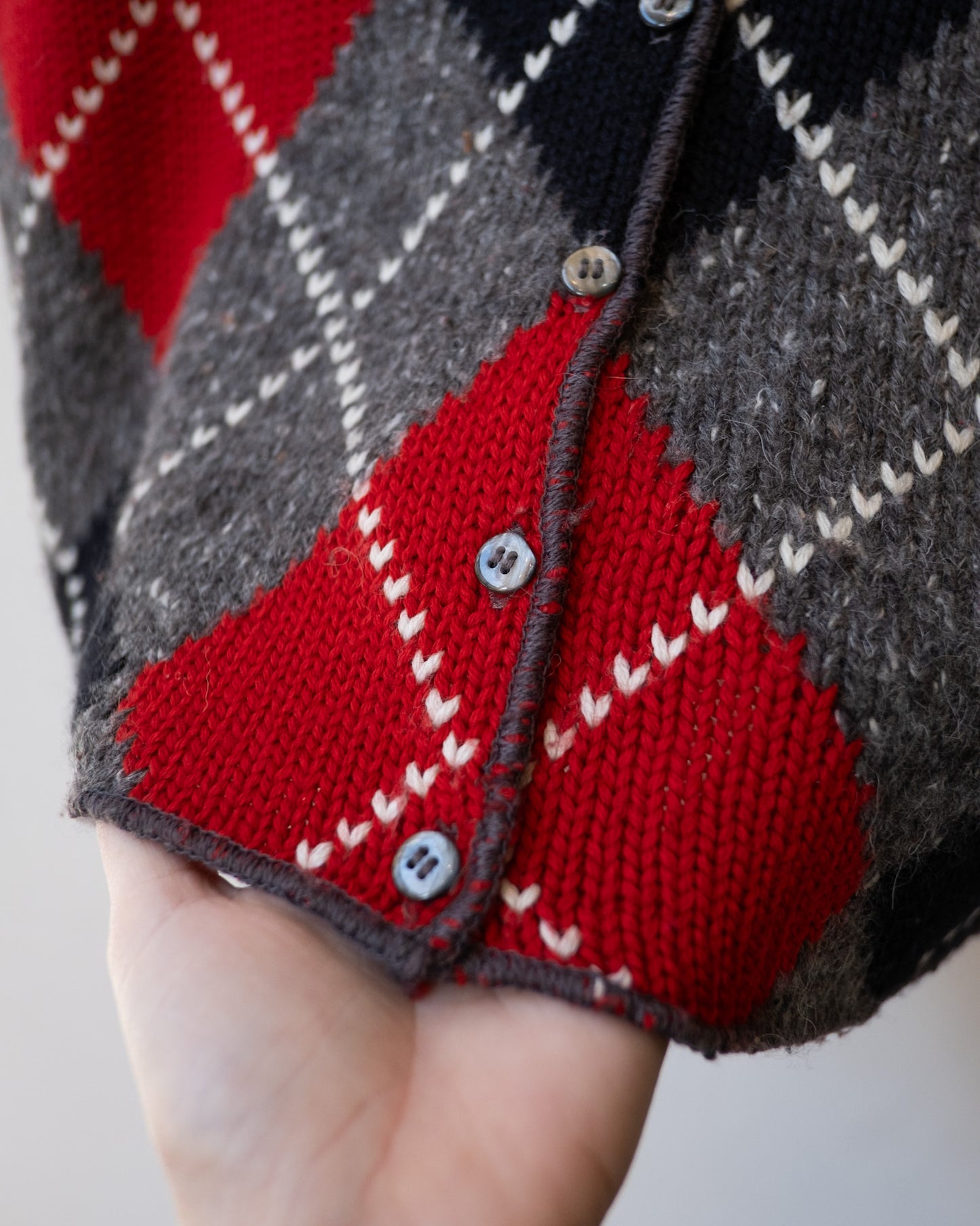 SWEATER VEST