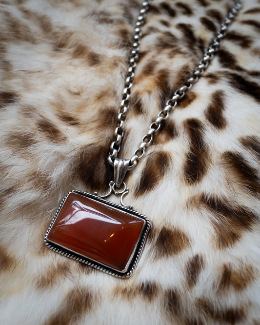 CARNELIAN LINK NECKLACE